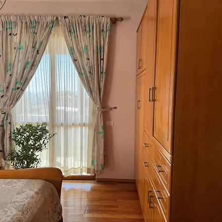 Apartment With Panoramic View, Number 12